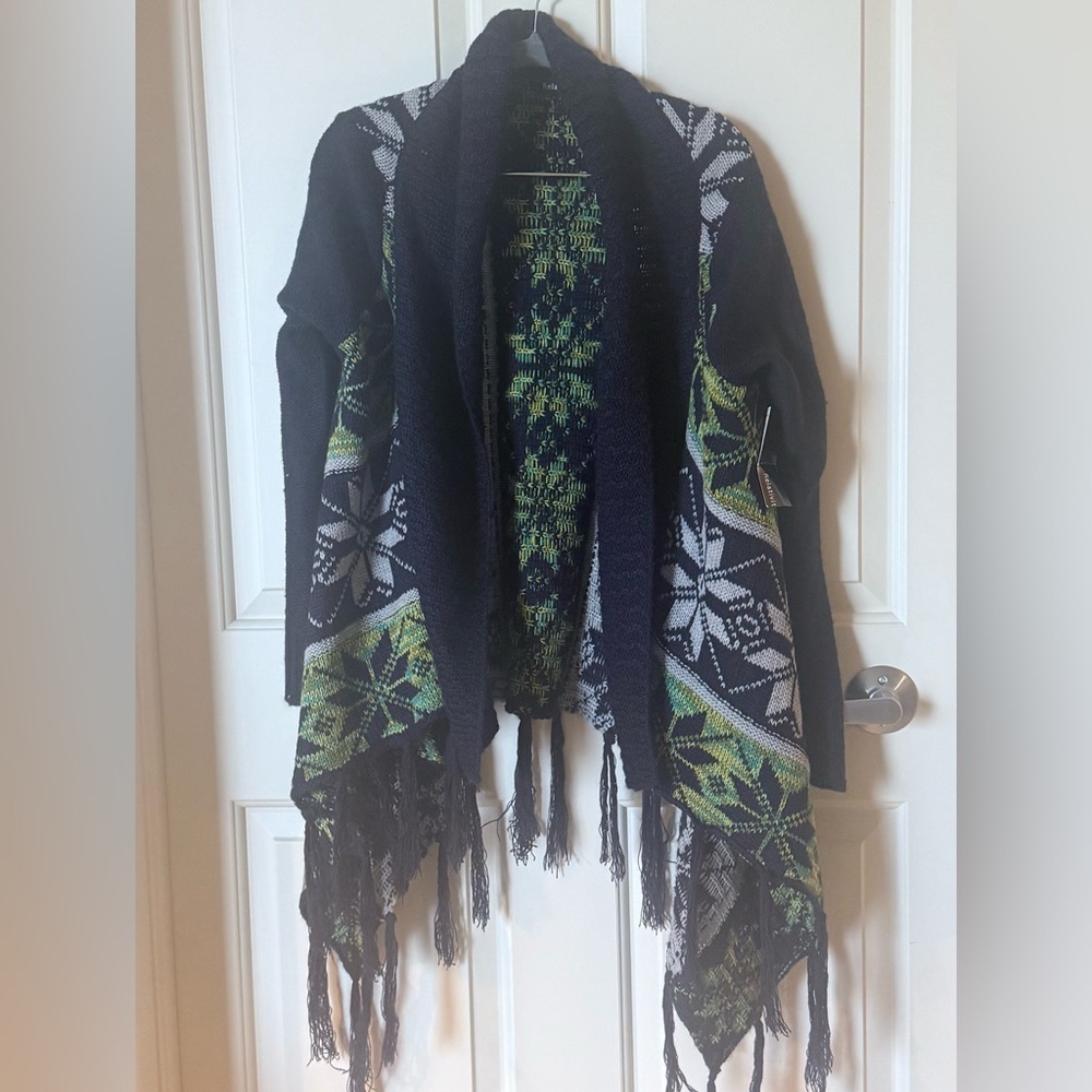 Artic Snowflake Tassel Sweater/Cape